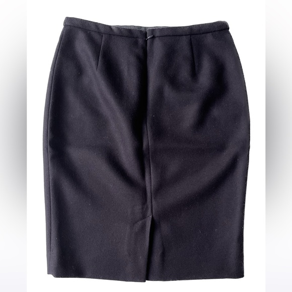 J.Crew Navy Blue Wool Patch Zipper Pocket Pencil Skirt, 4P - Picture 2 of 6